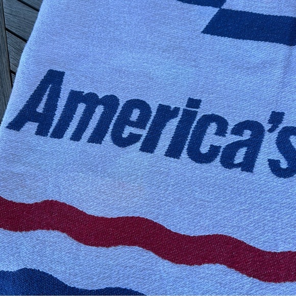 Vintage America’s Cup 1992 Commemorative Woven Throw Blanket 47x63 FLAWED - Picture 4 of 14